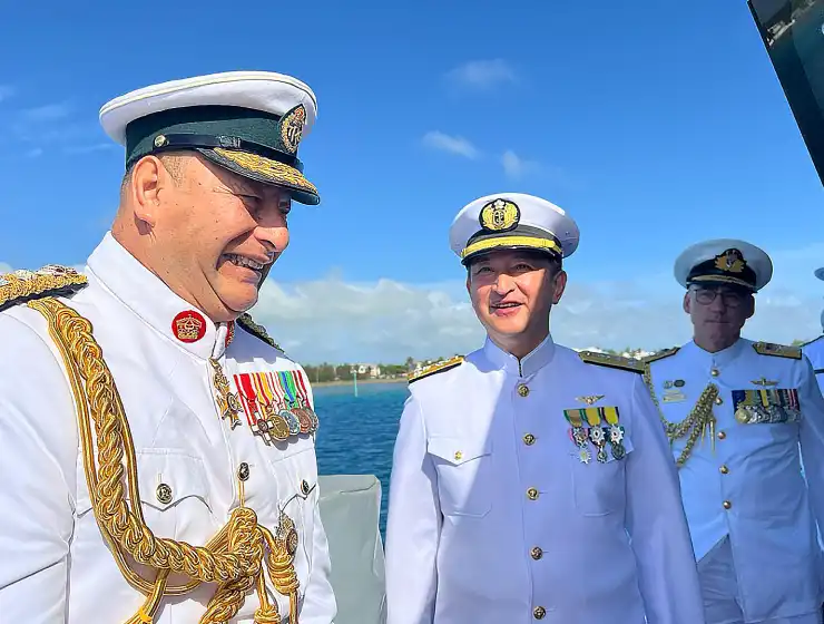 令和6年7月 トンガ王国で行われた国際観艦式で 国王陛下トゥポウ6世に拝謁